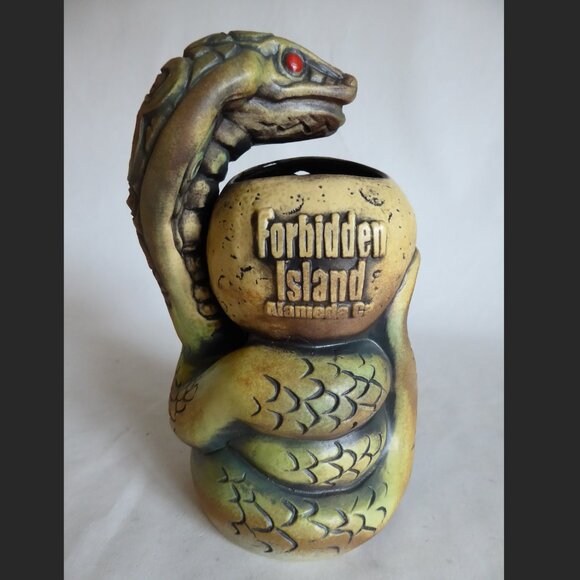 NEW 2019 LE #64/250 EEKUM BOOKUM FORBIDDEN ISLAND BAR COBRA SKULL TIKI MUG - Picture 6 of 15